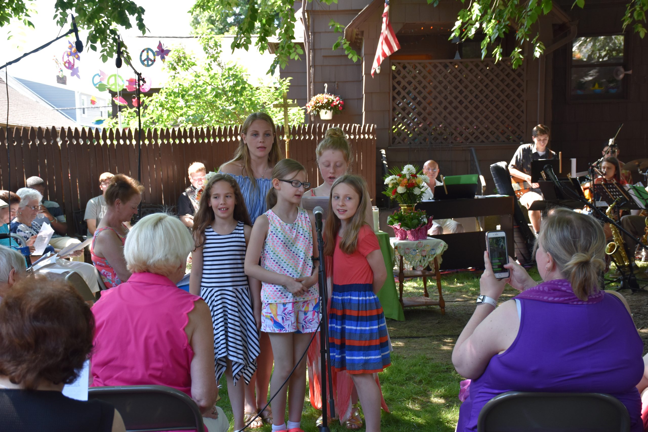 Outdoor Service & Church School Picnic